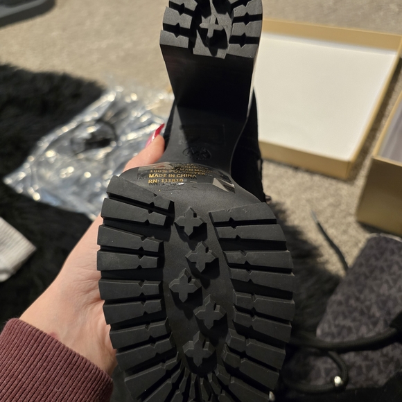 The Culver booties by MICHAEL Michael Kors - Picture 4 of 7